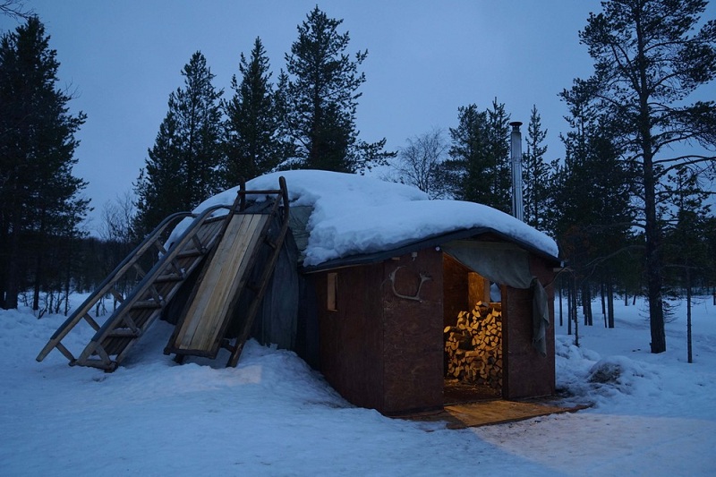Murmansk phủ tuyết trắng xóa quanh năm thật yên bình, thật cổ kính!